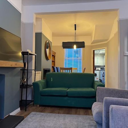 Stylish, Spacious And Central 4 Bedroom House Belfast Bagian luar foto