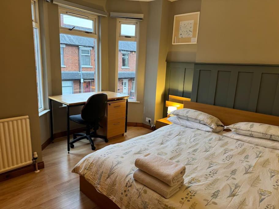 Stylish, Spacious And Central 4 Bedroom House Belfast Bagian luar foto